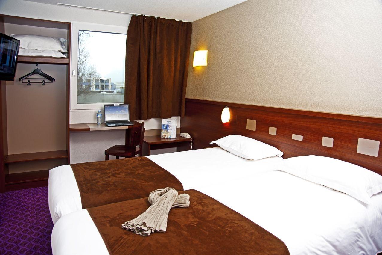 Brit Hotel Rennes Le Castel Szoba fotó