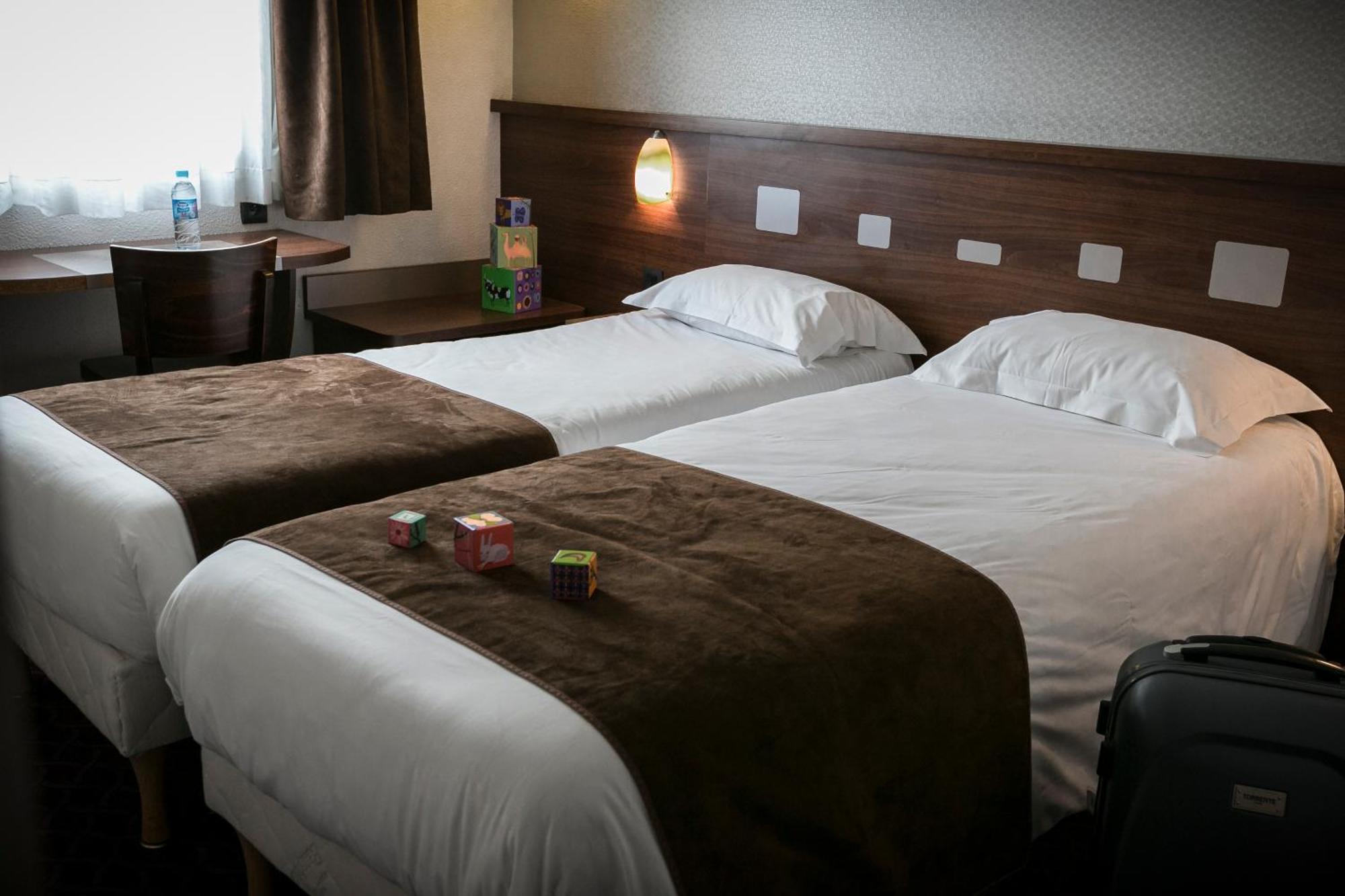 Brit Hotel Rennes Le Castel Kültér fotó