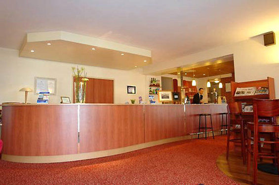 Brit Hotel Rennes Le Castel Beltér fotó