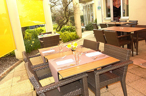 Brit Hotel Rennes Le Castel Kültér fotó